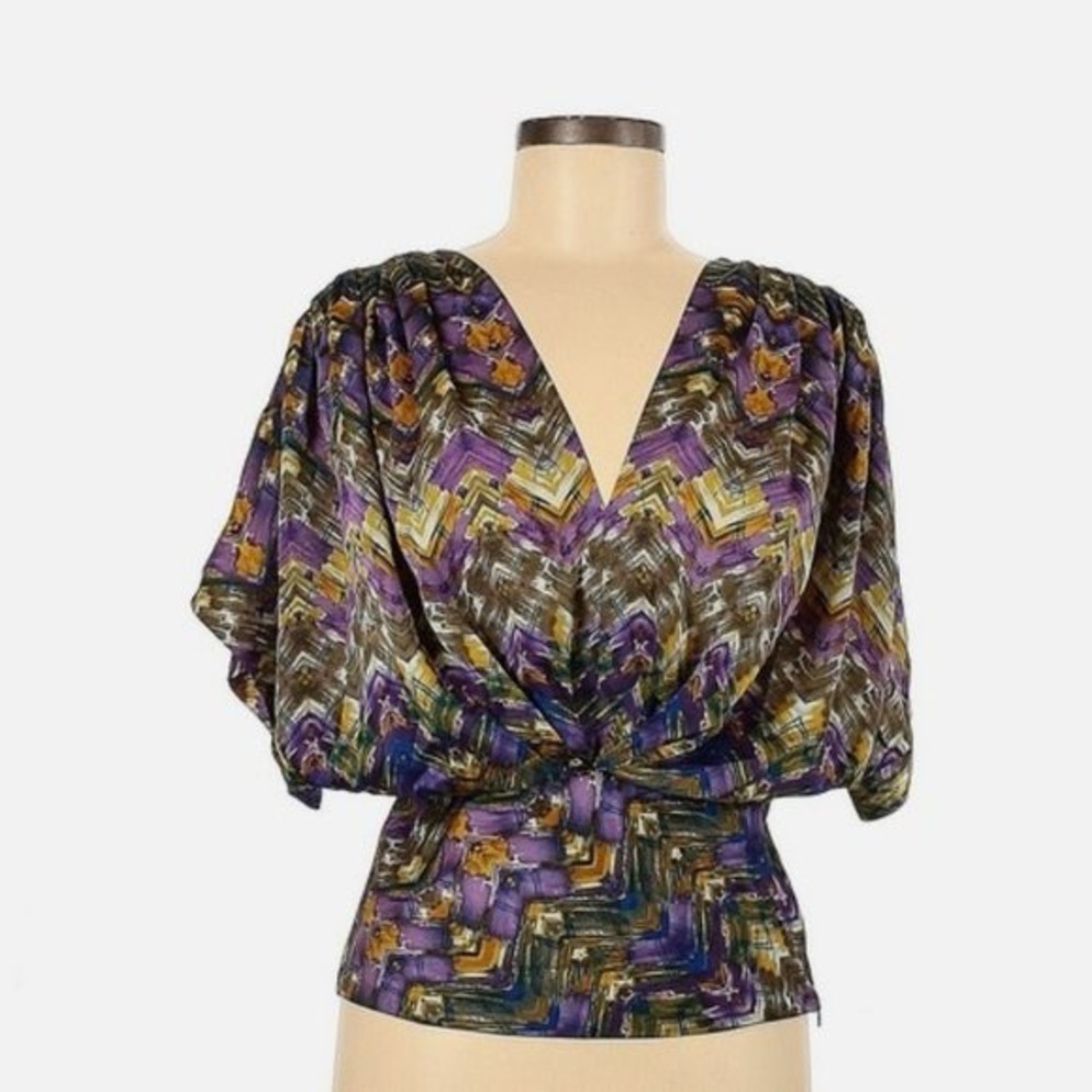Anthropologie Fei XSBlue Grey Geometric Feather Top Vneck Kimono Drapey Sleeves